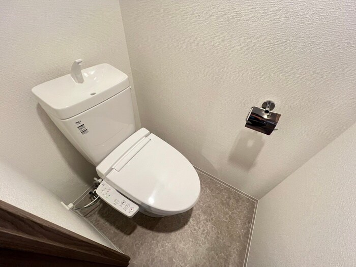 物件内観写真16　(トイレ)