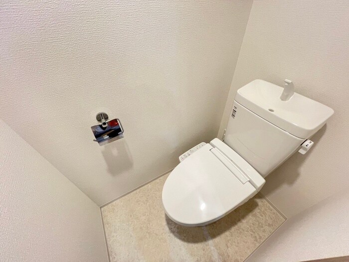 物件内観写真16　(トイレ)