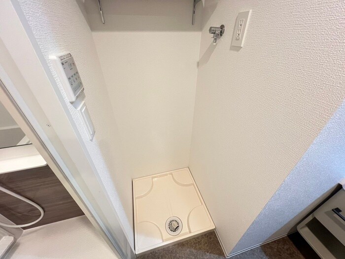 物件内観写真20　(洗濯機置場)