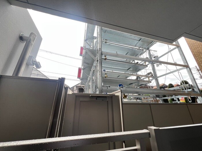 物件内観写真22　(室内からの展望)