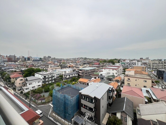 物件内観写真22　(室内からの展望)