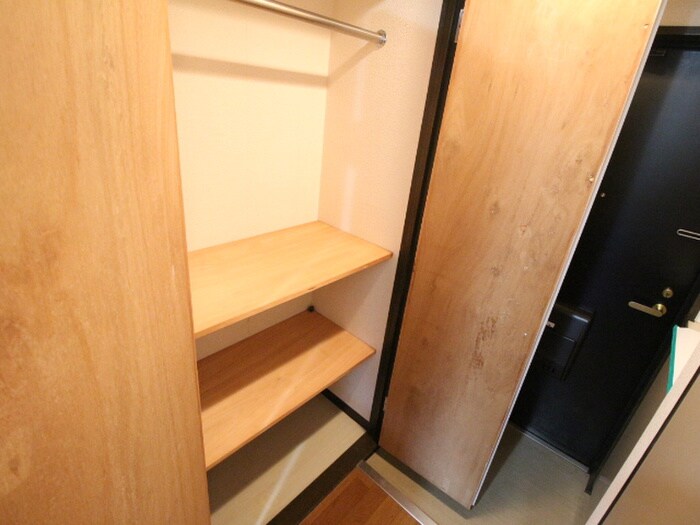物件内観写真10　(収納)