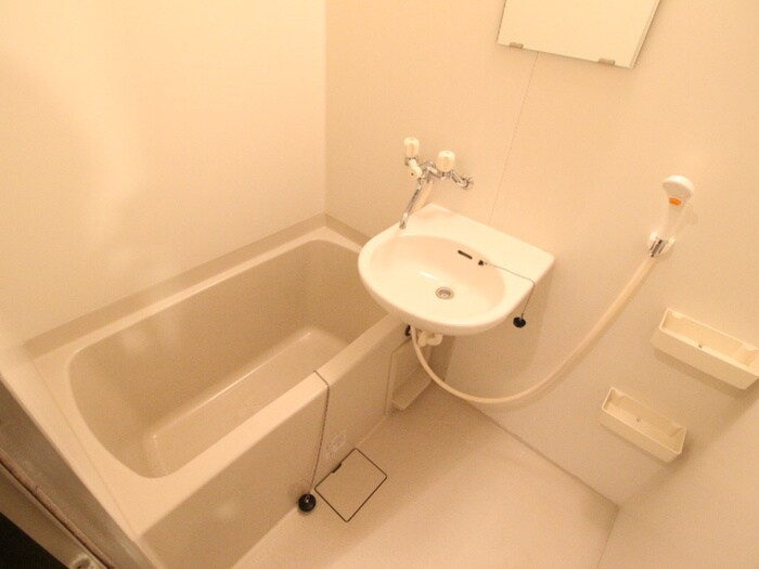 物件内観写真10　(バス／シャワールーム等)