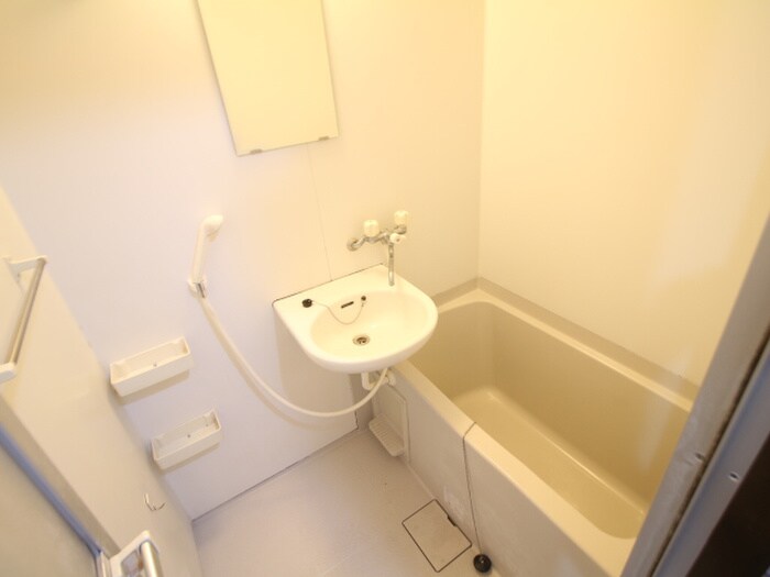 物件内観写真12　(バス／シャワールーム等)