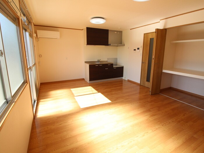 物件内観写真7　(居室)