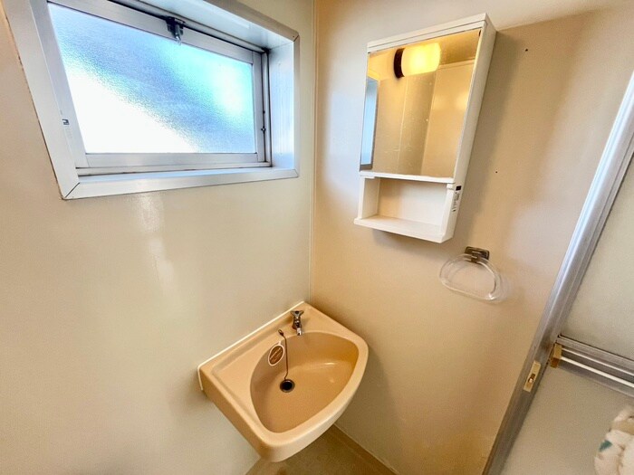 物件内観写真16　(洗面)