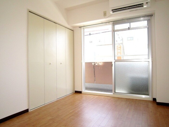 物件内観写真12　(居室)