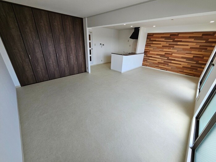 物件内観写真4　(居室)