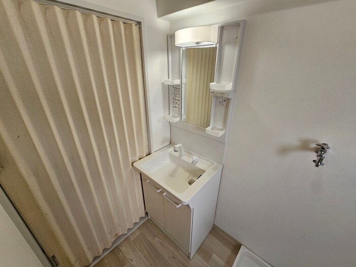 物件内観写真5　(洗面)