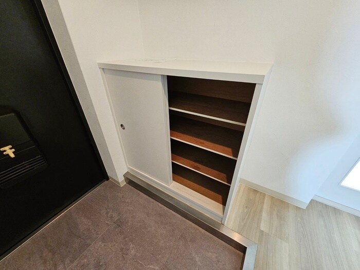 物件内観写真17　(靴箱)