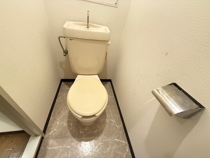 物件内観写真11　(トイレ)