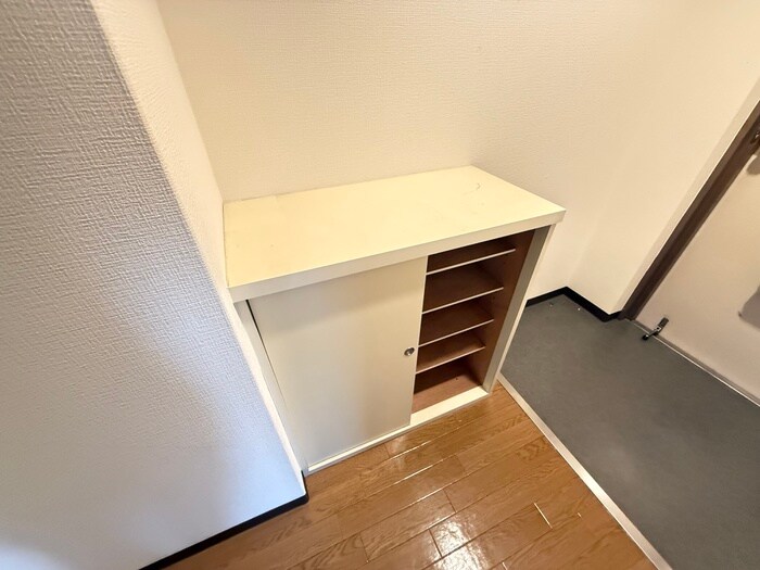 物件内観写真16　(靴箱)