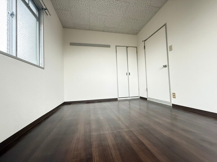 物件内観写真21　(居室)