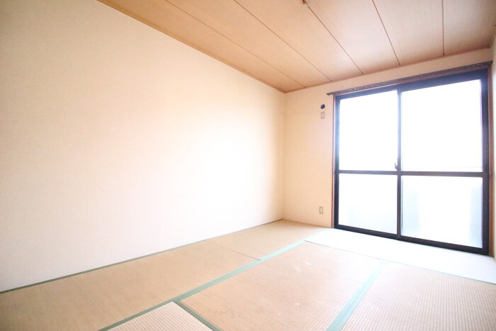 物件内観写真13　(居室)