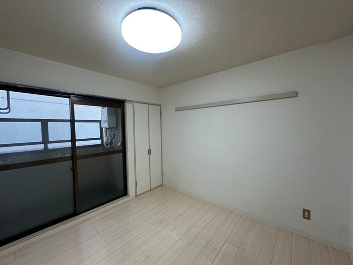 物件内観写真11　(居室)