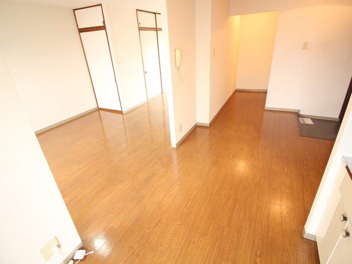 物件内観写真6　(居室)