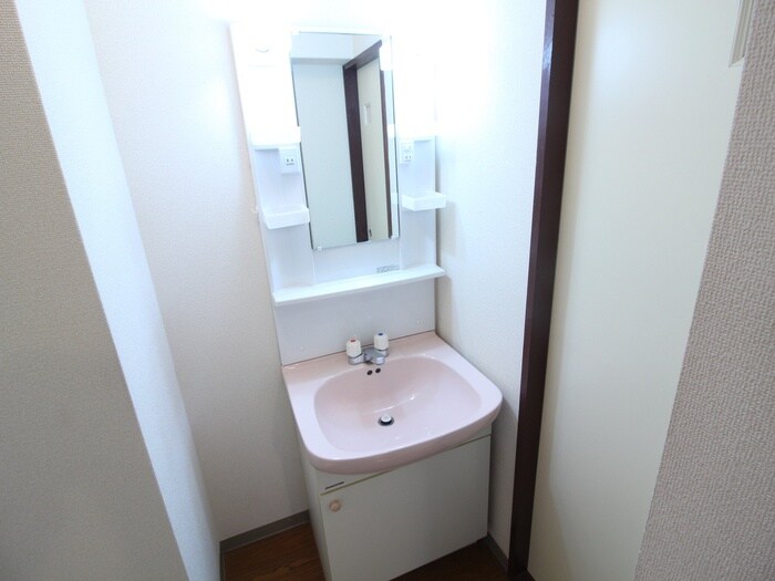 物件内観写真11　(洗面)