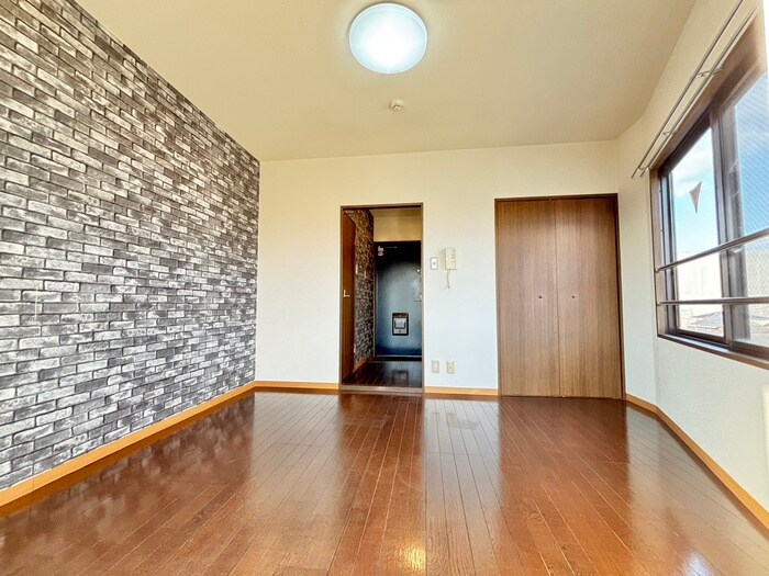 物件内観写真8　(居室)