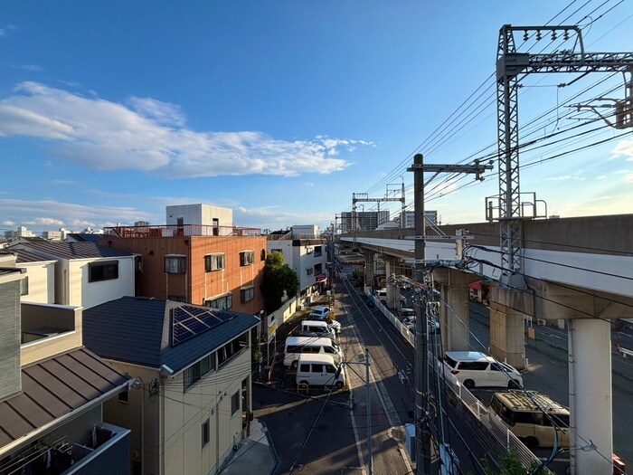 物件内観写真22　(室内からの展望)