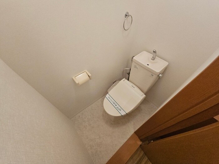 物件内観写真11　(トイレ)