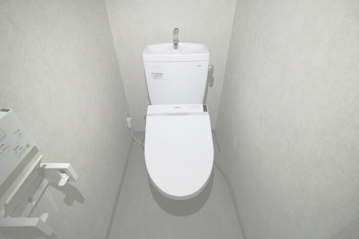 物件内観写真16　(トイレ)