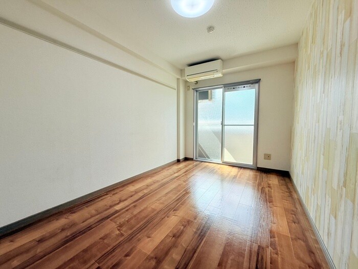 物件内観写真3　(居室)