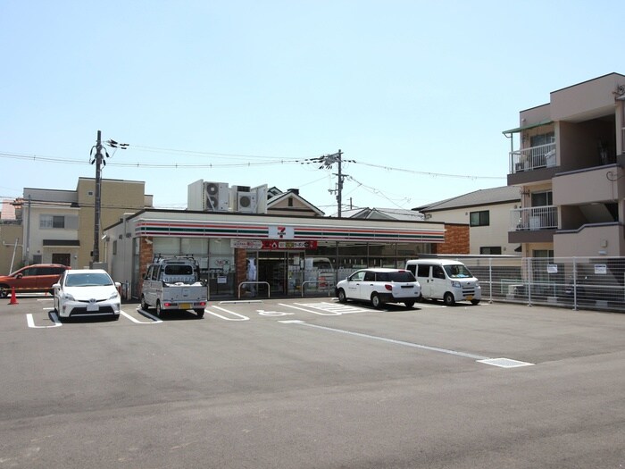 セブンイレブン豊中螢池東町店