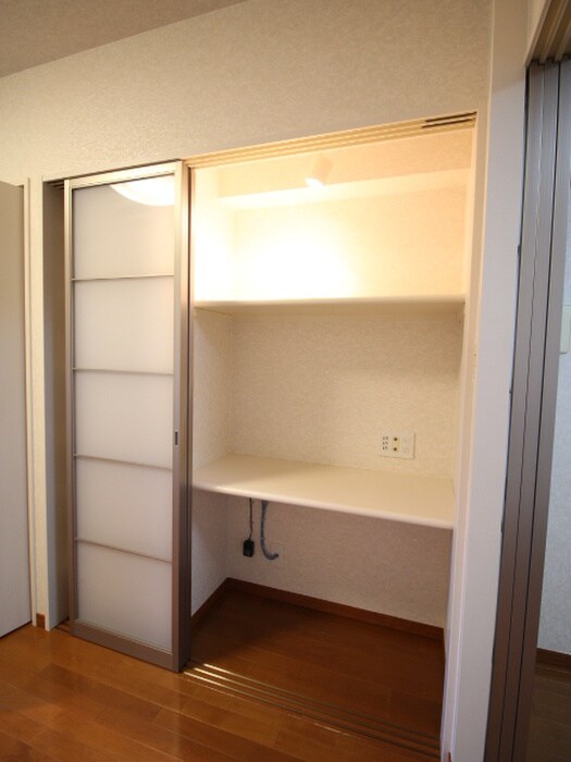 物件内観写真18　(収納)