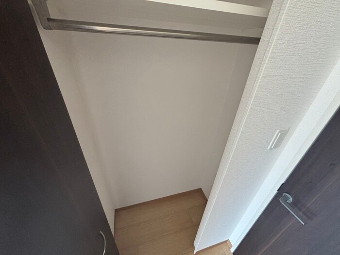 物件内観写真13　(収納)