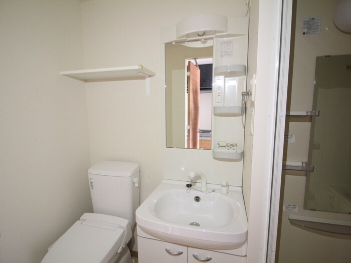 物件内観写真14　(洗面)