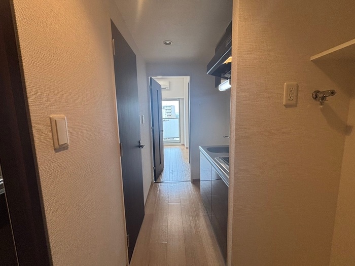 物件内観写真17　(廊下)