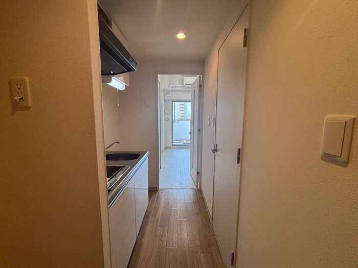 物件内観写真22　(廊下)