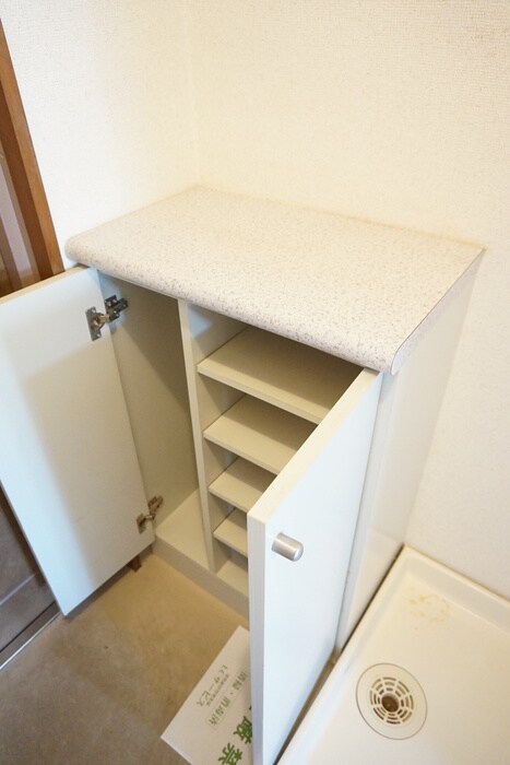 物件内観写真9　(靴箱)