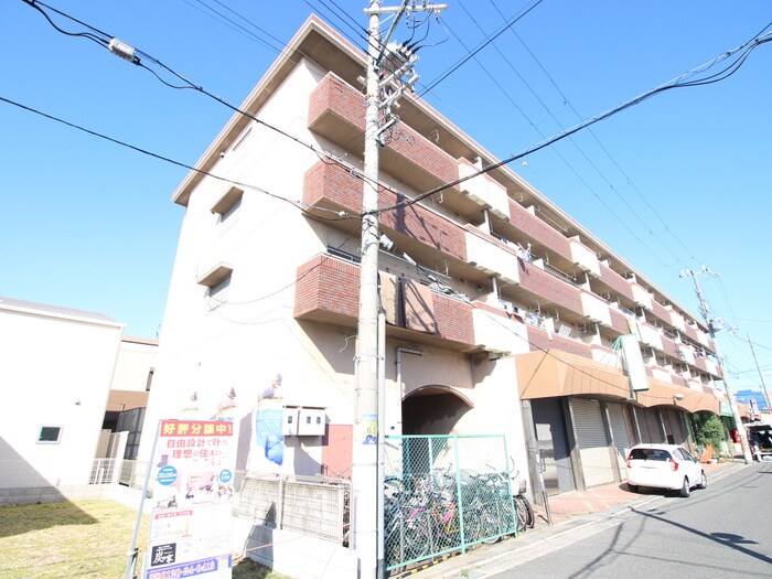 物件外観写真3　(外観写真)