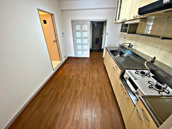 物件内観写真10　(居室)