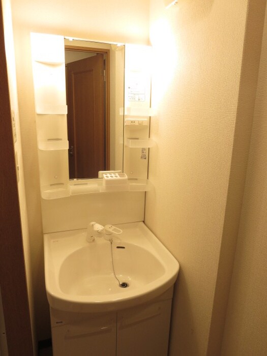 物件内観写真8　(洗面)