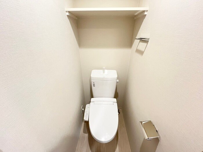 物件内観写真9　(トイレ)