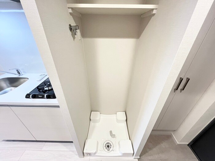 物件内観写真11　(洗濯機置場)