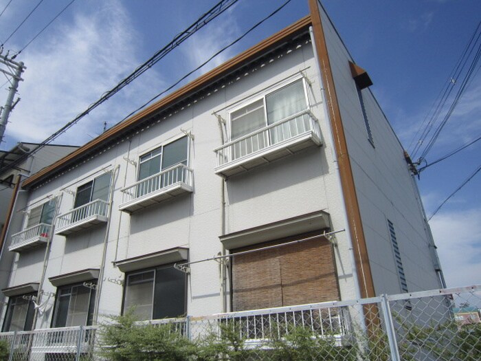 物件外観写真3　(外観写真)