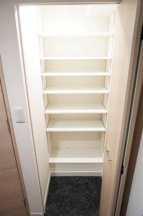 物件内観写真16　(靴箱)