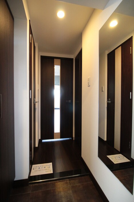 物件内観写真7　(廊下)