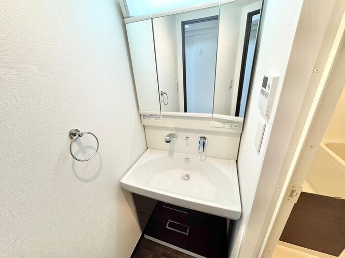 物件内観写真10　(洗面)