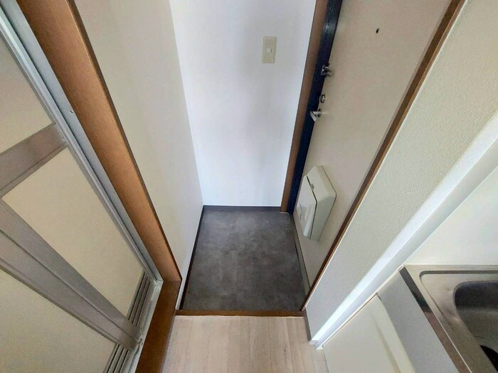 物件内観写真14　(玄関)