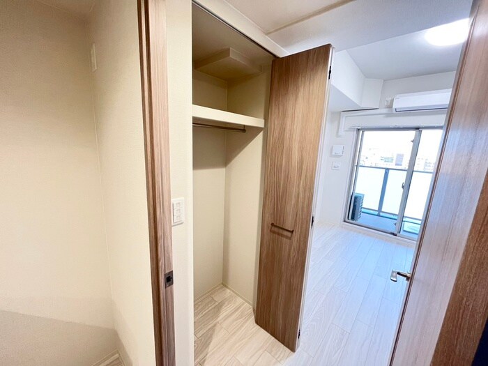 物件内観写真18　(収納)