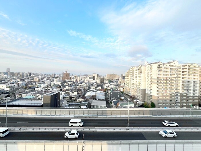 物件内観写真22　(室内からの展望)