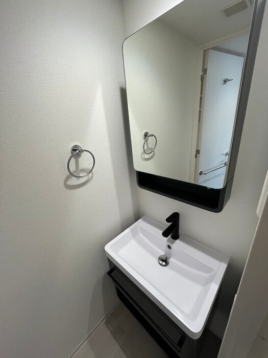 物件内観写真9　(洗面)