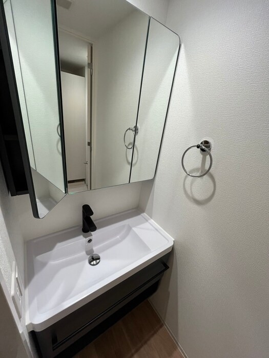 物件内観写真9　(洗面)