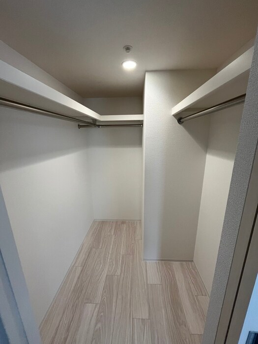 物件内観写真12　(収納)