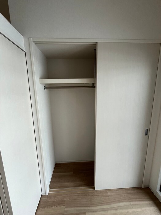 物件内観写真12　(収納)