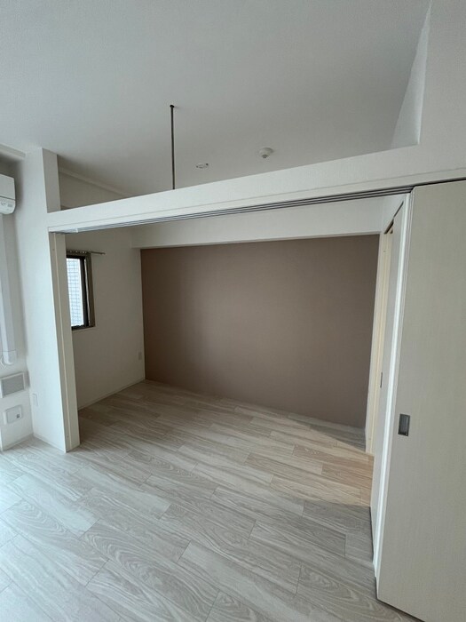 物件内観写真13　(居室)